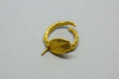 Основа для кольца "Лист брусники" со штифтом, яркое золото
